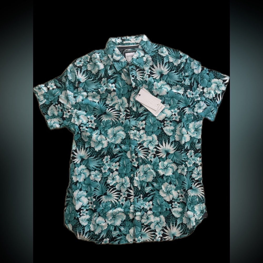 NWT Tropical Men's Teal Floral Button Down Shirt